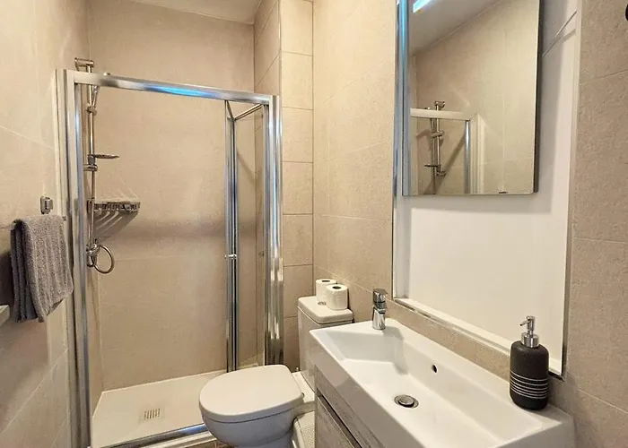 Paceville Glow Two * سانت جوليان